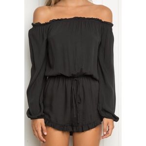 💫BRANDY MELVILLE off the shoulder romper!💫